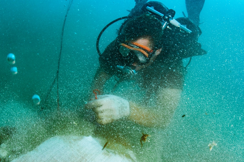 UCT-2 conduct underwater demolition