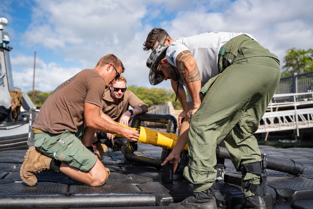 UCT-2 conduct underwater demolition