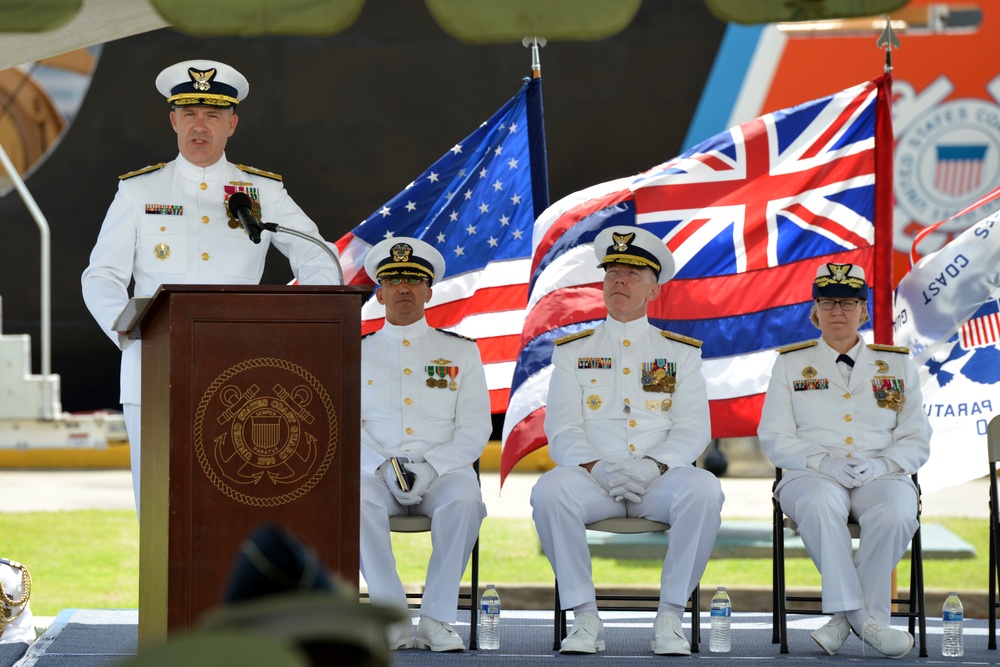 Coast Guard 14th District holds Change of Command