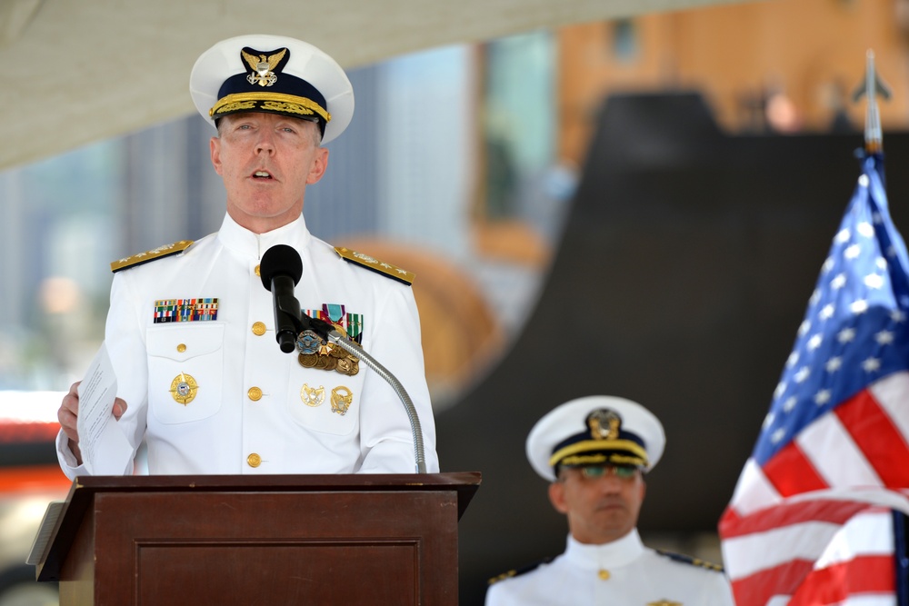 Coast Guard 14th District holds change of command in Honolulu