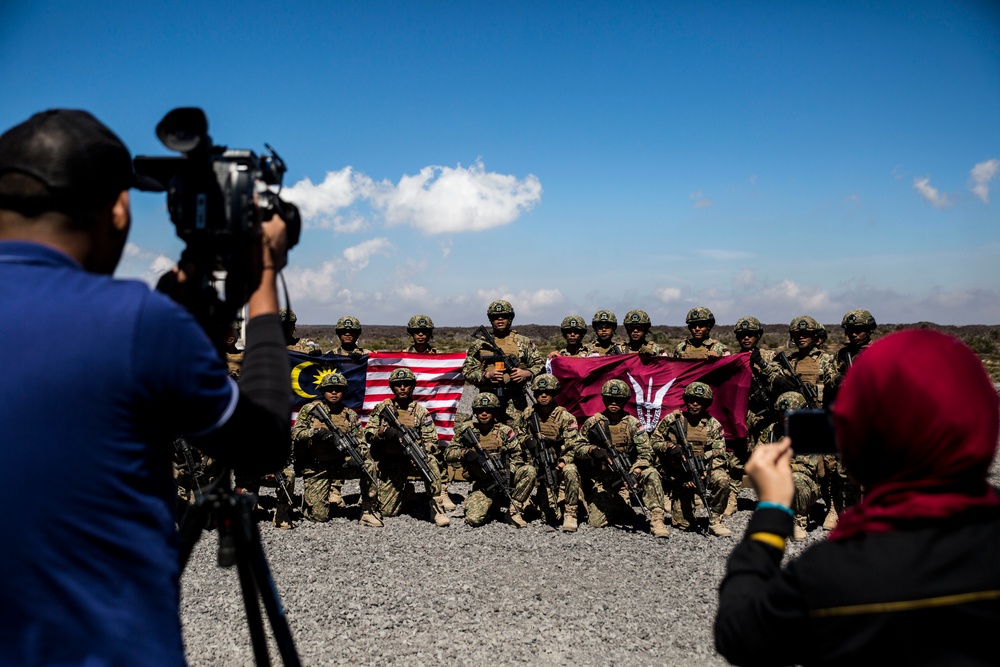 Media visits Malaysian Marines during RIMPAC