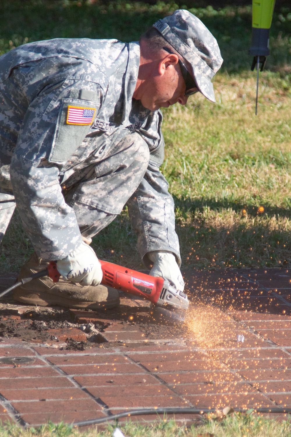 MDNG soldiers remove trench mortar for restoration