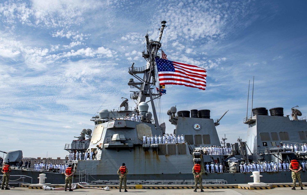 USS Laboon Returns From Deployment