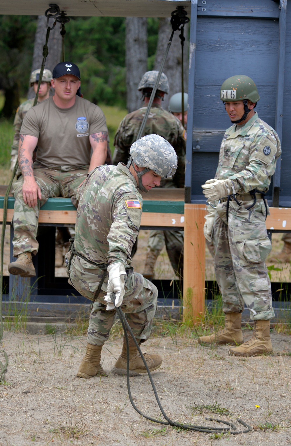 Air assault school Soldiers master rappelling skills