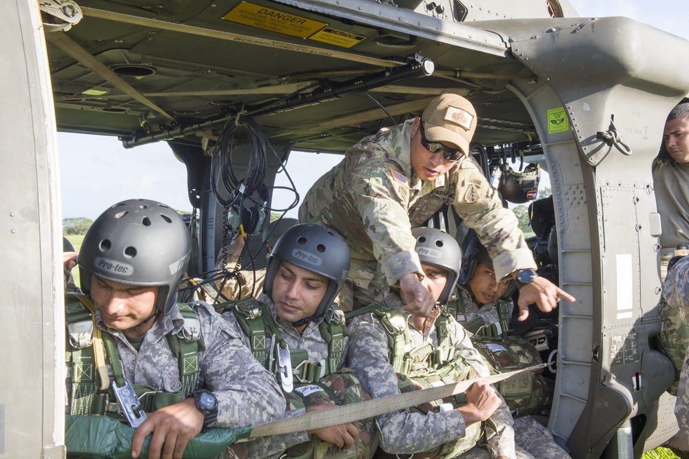 SOCPAC conducts airborne operations