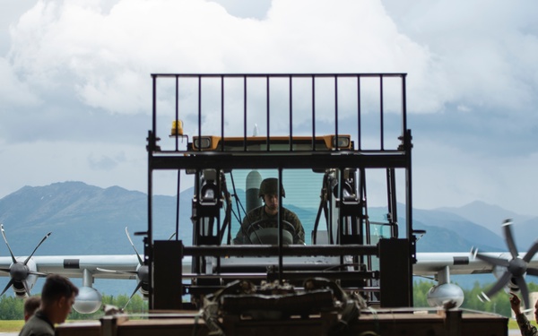 USMC makes it rain during Kodiak Mace