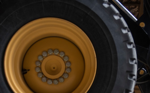 USMC makes it rain during Kodiak Mace