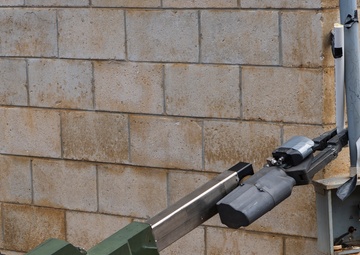 Canadian clearance divers participates in a simulated IED clearance scenario during the RIMPAC 2018.