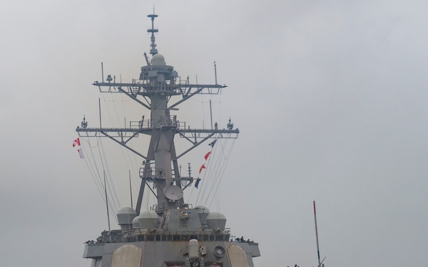 USS Arleigh Burke (DDG 51) Homecoming