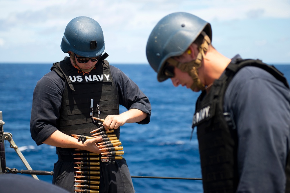 USS Preble (DDG 88) conducts weapons qualification during RIMPAC