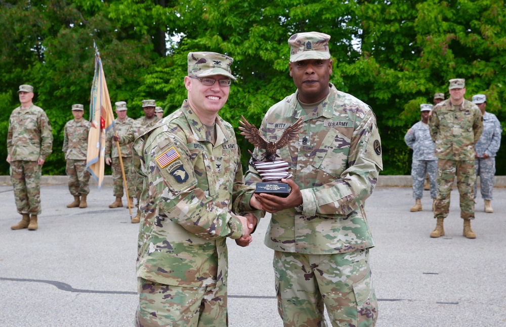 dvids-images-quartermaster-commander-and-csm-duo-relinquish-command