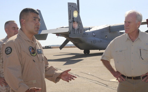 Secretary of the Navy Visits Marines in Australia