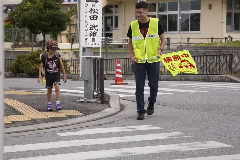 Marines volunteer as crossing guards for local elementary school in Chatan Town