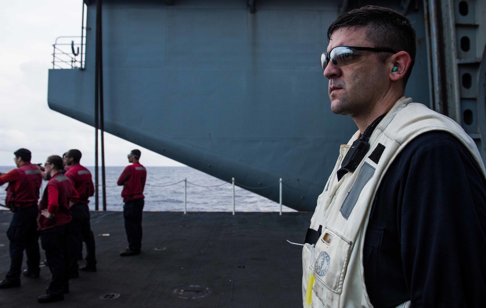 USS Ronald Reagan (CVN 76)