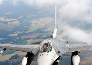 Gunfighters participate in Sky Avenger 2018