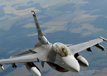 Gunfighters participate in Sky Avenger 2018