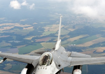 Gunfighters participate in Sky Avenger 2018