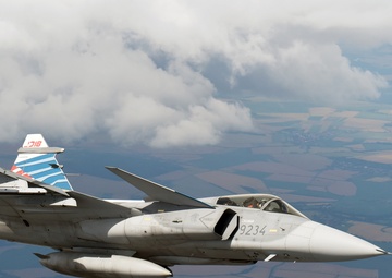 Gunfighters participate in Sky Avenger 2018