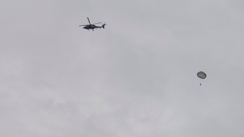 EOD Conducts Static Line Jumps