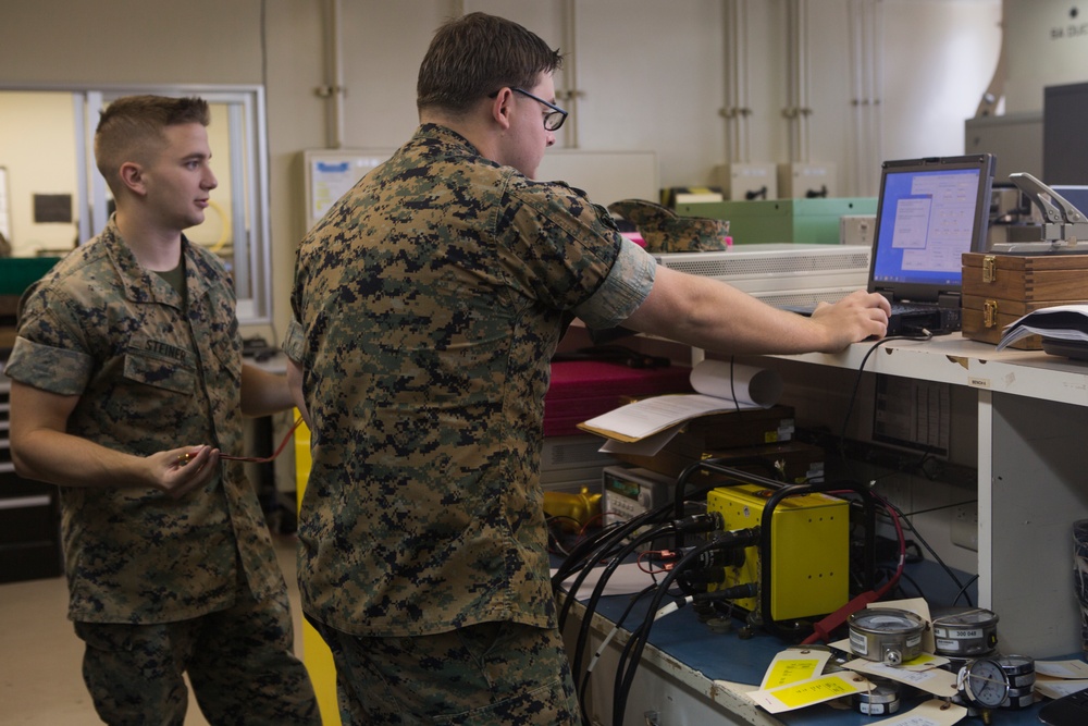 DVIDS - Images - Calibrate and Listen | 3rd MLG Marines test diagnostic ...