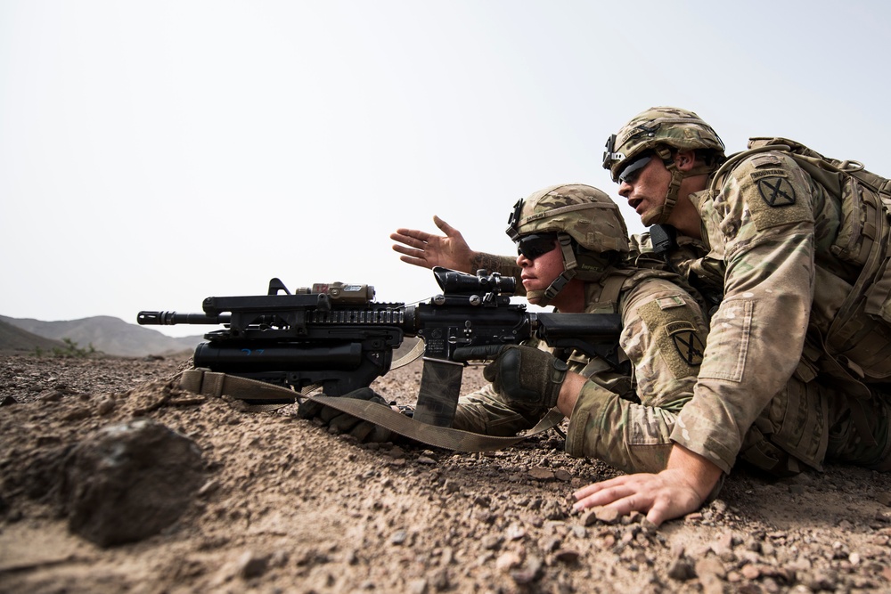 10 MTN DIV ground forces conduct Squad LFX training