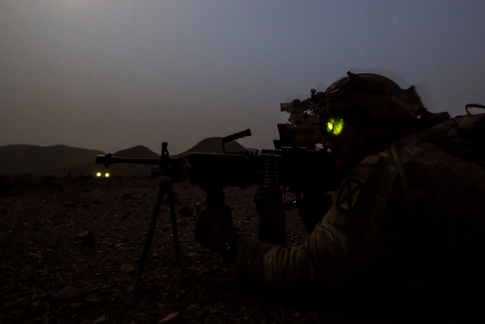 10 MTN DIV ground forces conduct Squad LFX training