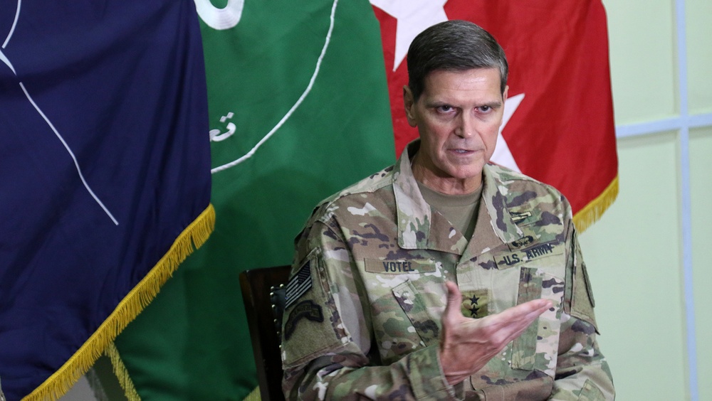 Nicholson, Votel press conference in Kabul