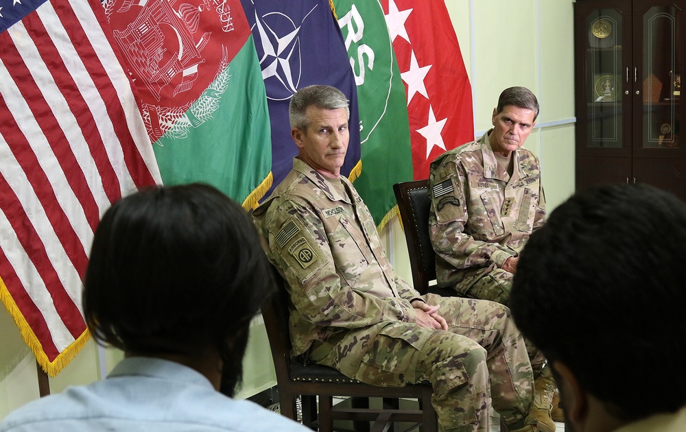 Nicholson, Votel press conference in Kabul