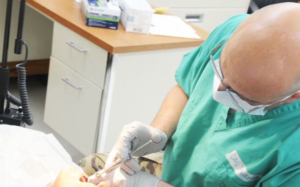 Native American, Vietnam Veteran receives care at Army Reserve IRT clinic