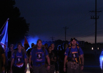 Marines, poolees join Marine Raider Memorial March