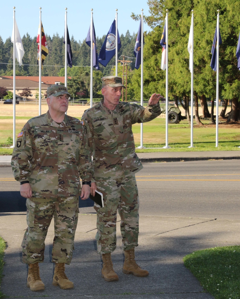 Chief of Staff of the Army Visits JBLM