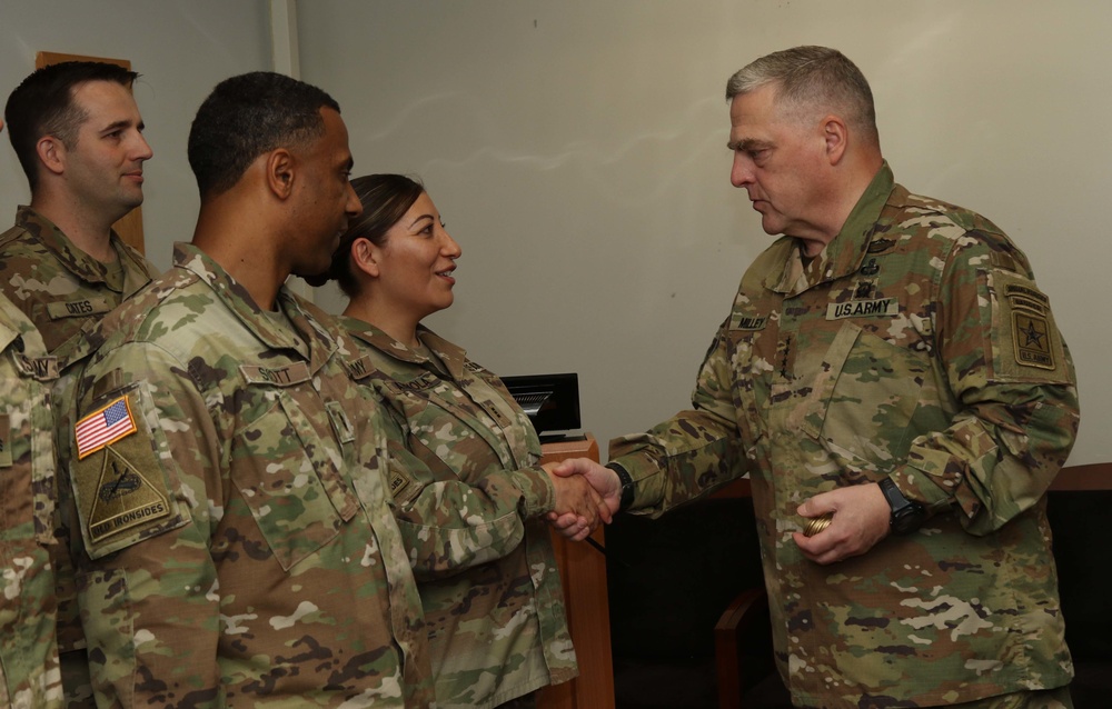 Chief of Staff of the Army Visits JBLM