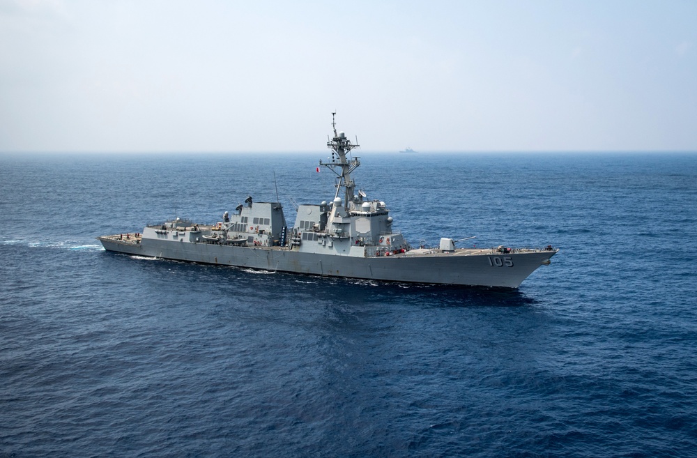 USS Dewey Underway During RIMPAC 2018