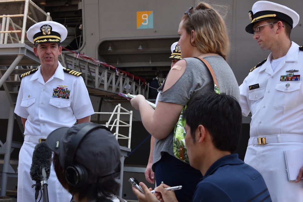 Ronald Reagan returns to Yokosuka