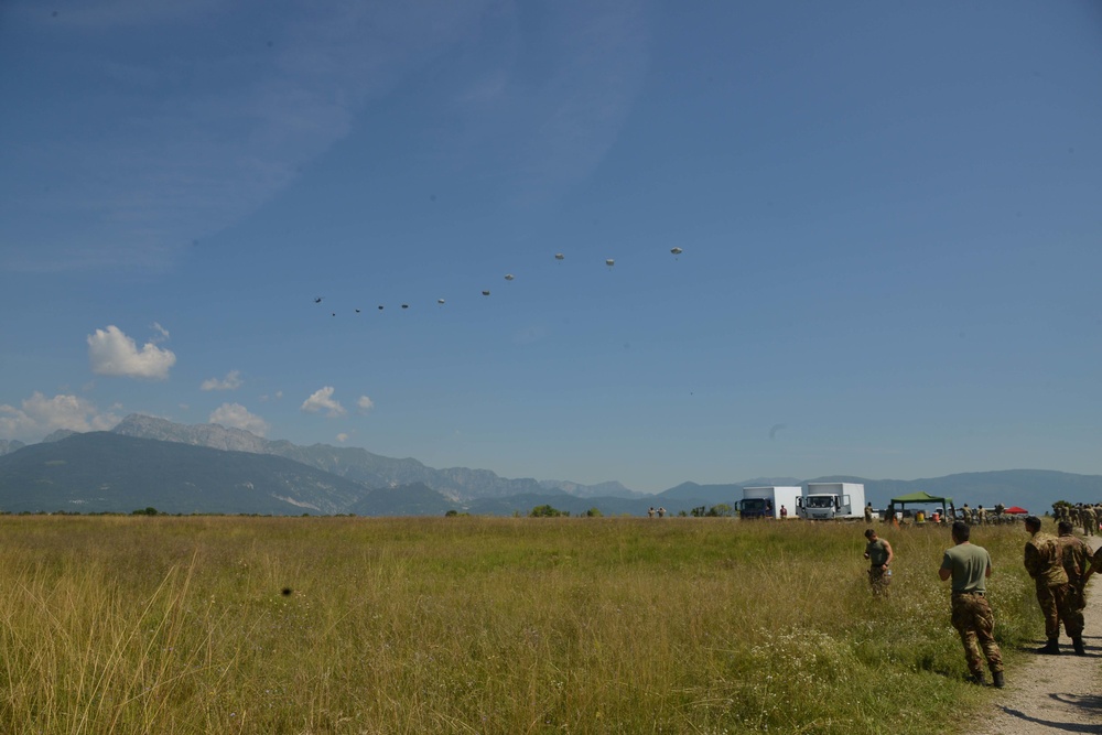 Multinational Jump Training , 173rd Airborne Brigade , Aviano, 19 July 2018.