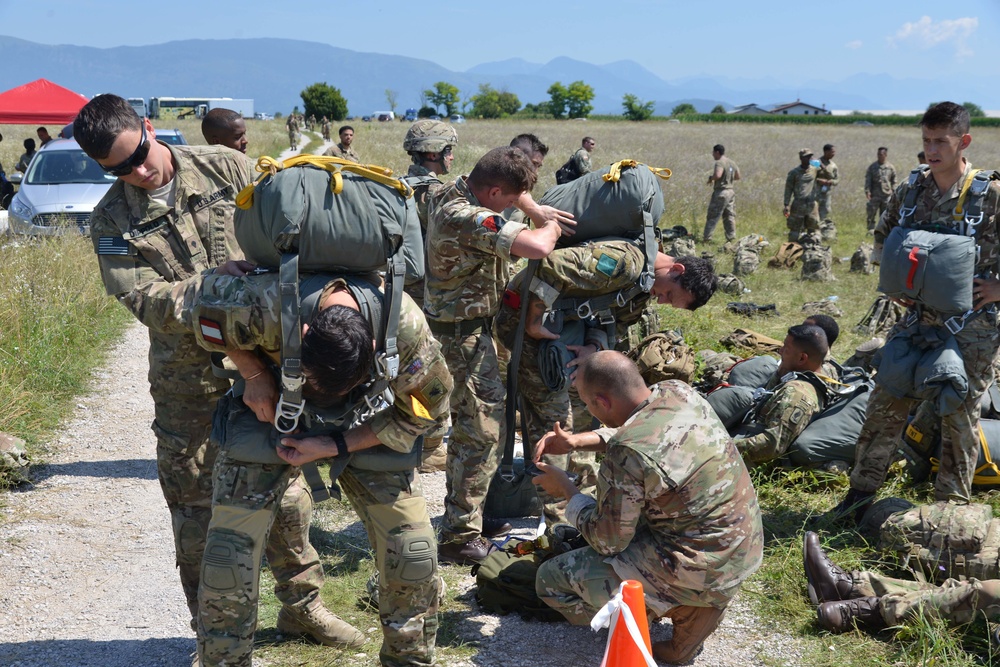 Multinational Jump Training , 173rd Airborne Brigade , Aviano, 19 July 2018.