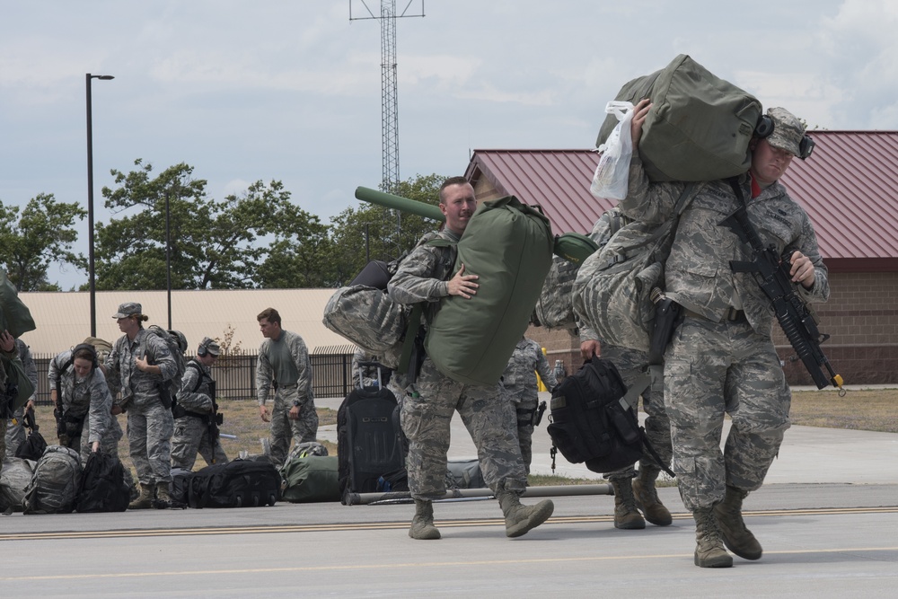 Boom Operator reaches 9,000 hours of flight