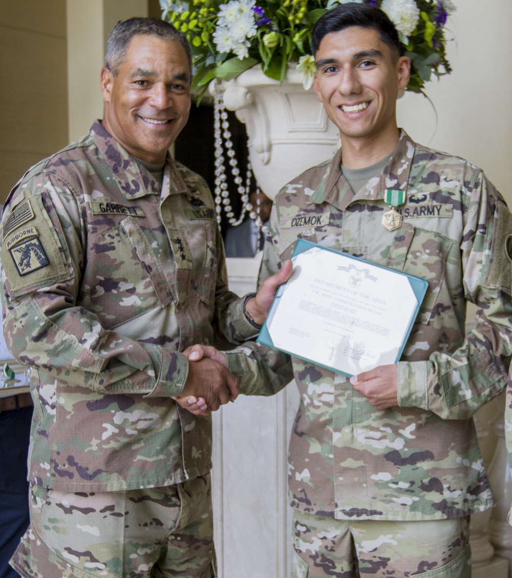 U.S Army Lt. Gen. Michael X. Garrett, U.S. Army Central Commanding General Presents Awards to his Protective Service Detail