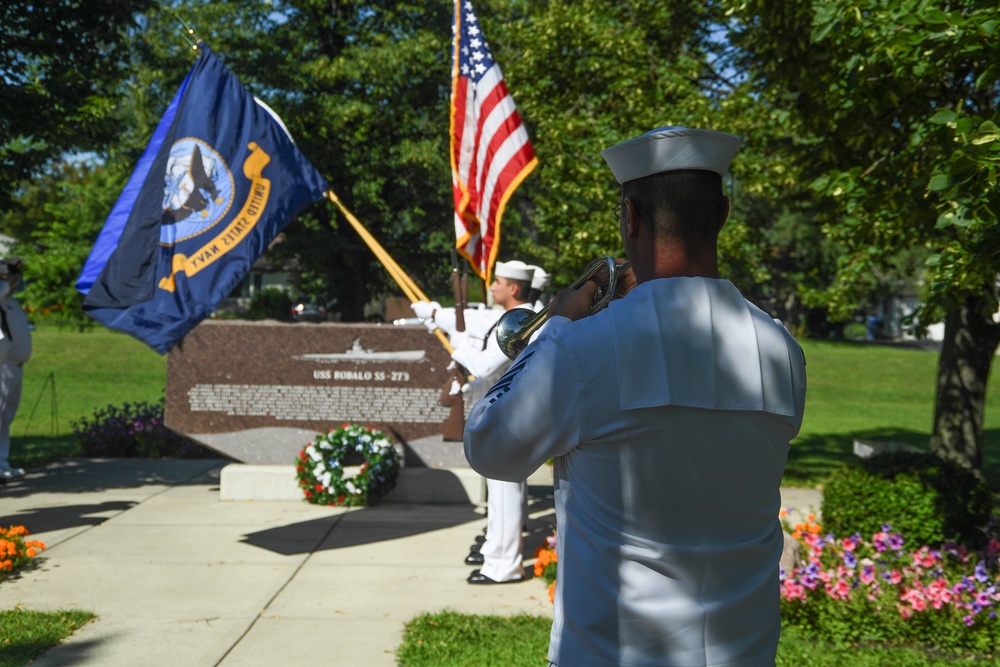 Navy Sailors Participate at Wreath-Laying Ceremony During Fargo-Moorhead Metro Navy Week
