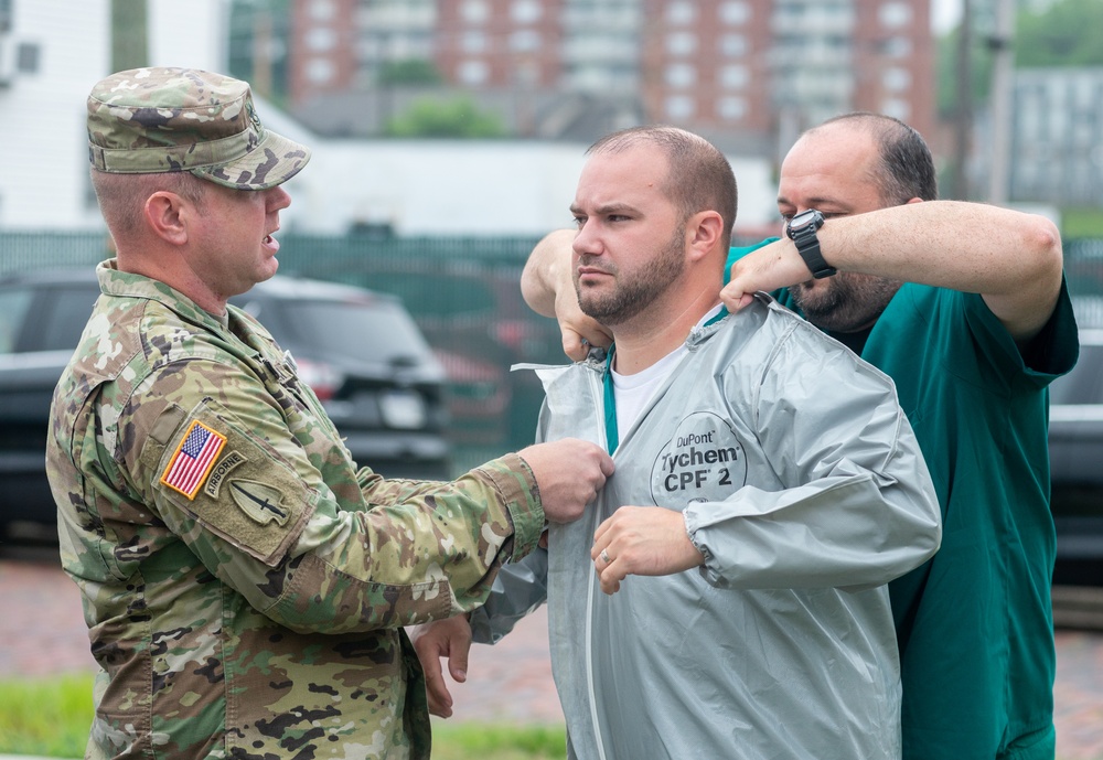 W.Va. CERFP trains local hospital on decontamination procedures