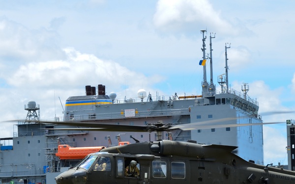 2-25 Aviation Regiment flies simulated MEDEVAC flight to Maui during RIMPAC 2018