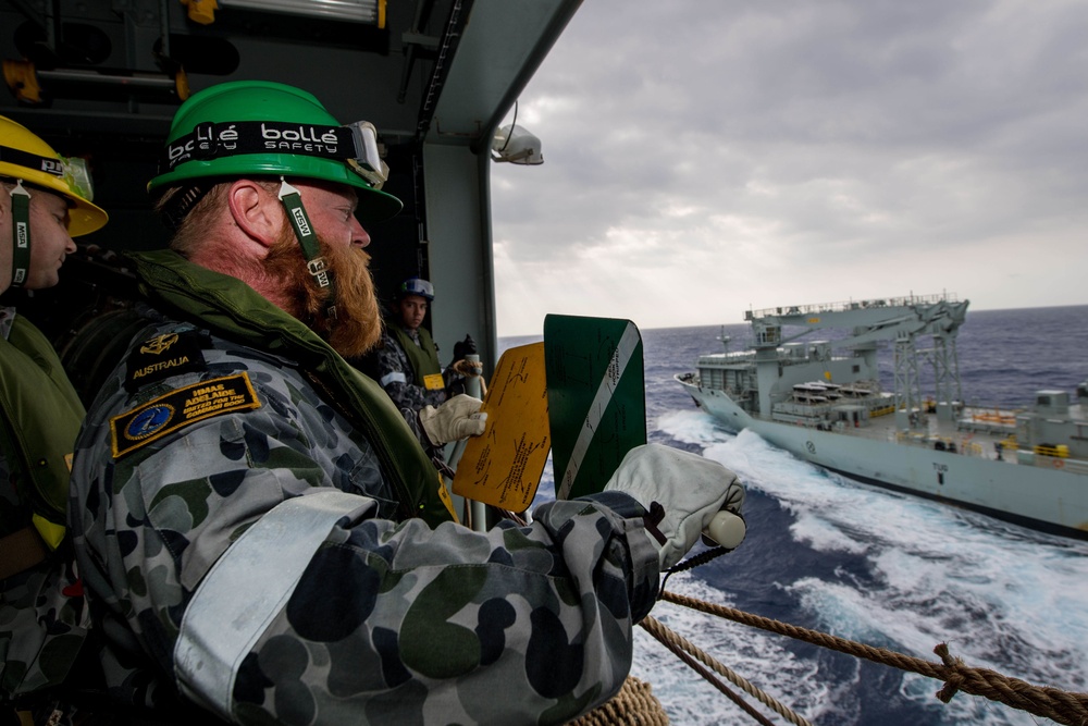 HMAS Adelaide (L01) Conducts RAS With MV Asterix During RIMPAC