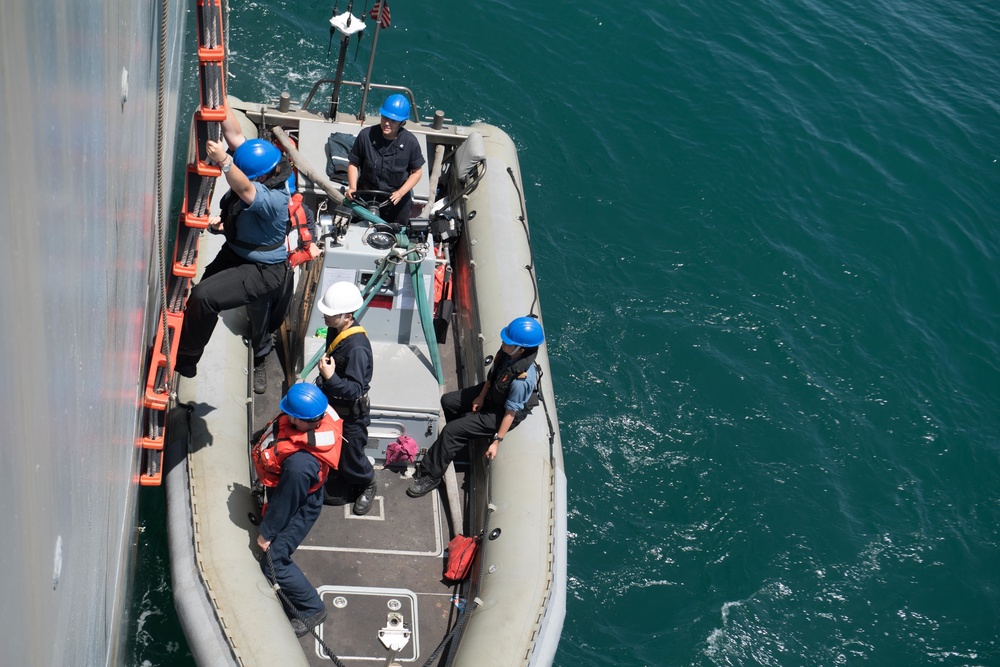 USS Harpers Ferry conducts small boat operations