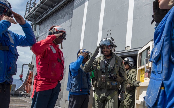 Commander, Carrier Strike Group One, Rear Adm. Alvin Holsey, visits USS Lake Champlain (CG 57)