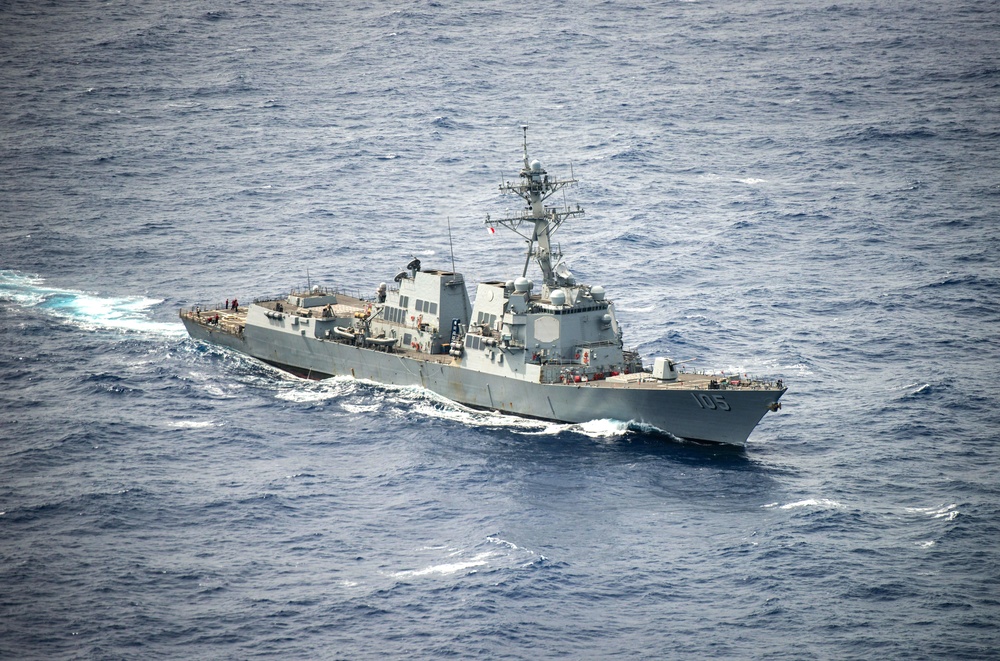 USS Dewey Underway During RIMPAC 2018