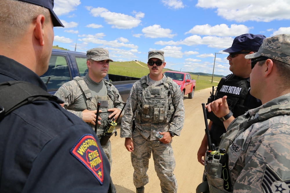 Air Force security forces, Wisconsin State Patrol trooper team up during Patriot North 2018