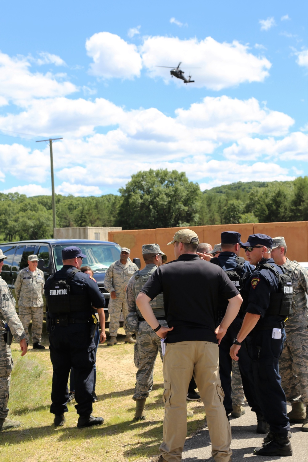 Air Force security forces, Wisconsin State Patrol trooper team up during Patriot North 2018