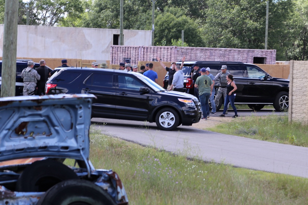 Air Force security forces, Wisconsin State Patrol trooper team up during Patriot North 2018