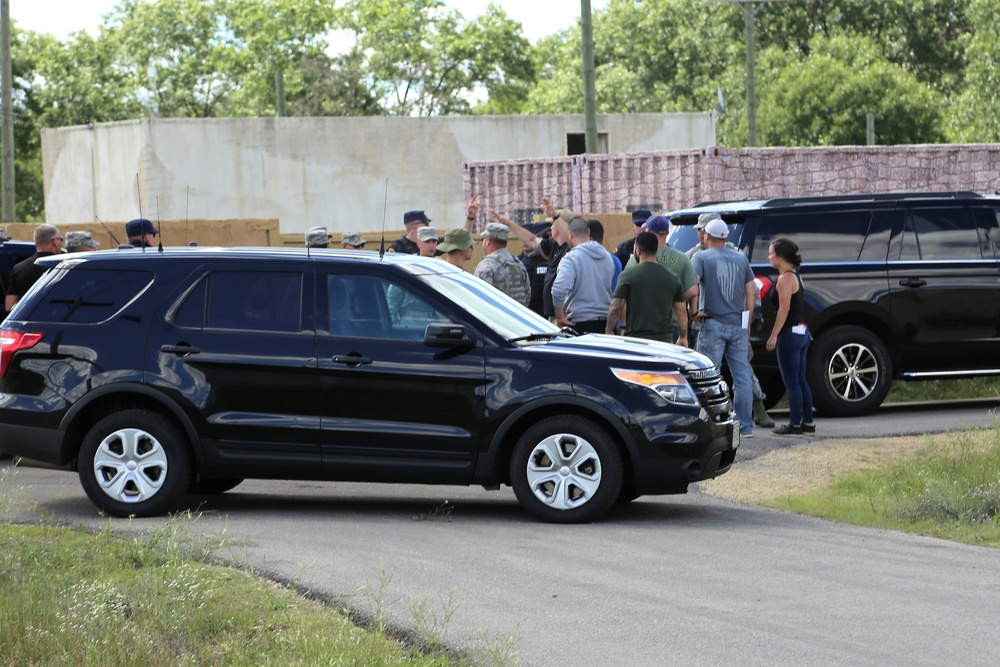 Air Force security forces, Wisconsin State Patrol trooper team up during Patriot North 2018