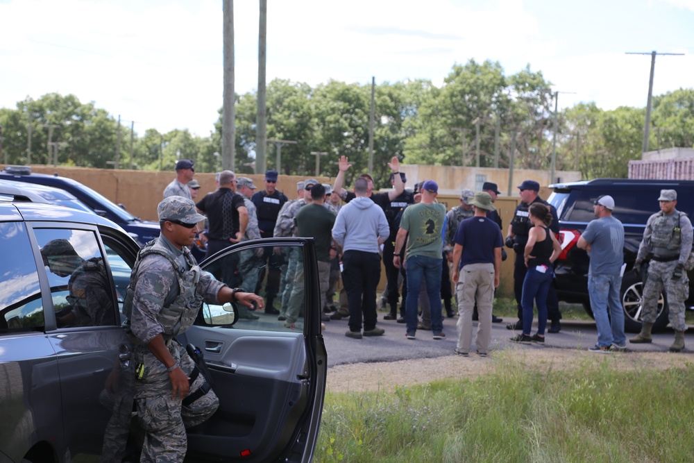 Air Force security forces, Wisconsin State Patrol trooper team up during Patriot North 2018